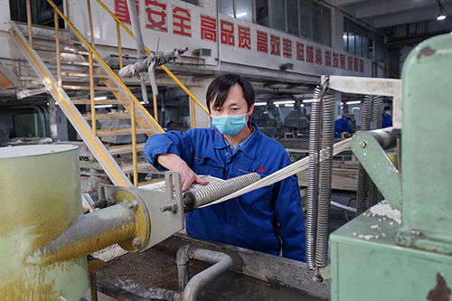 上海石化成功研發(fā)熔噴布專用料,可每天多生產口罩600萬片